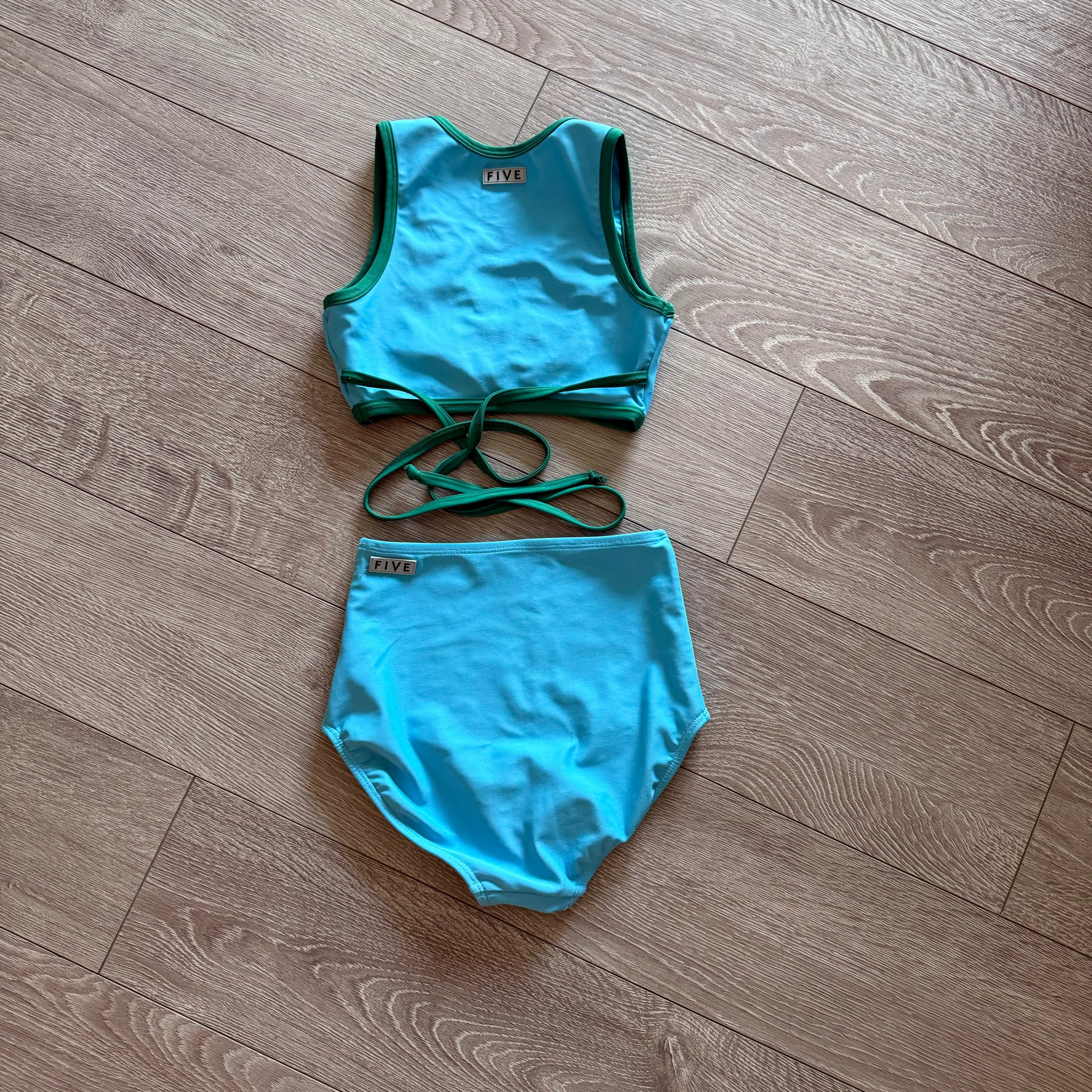 Hot YXL teal five dancewear leotard