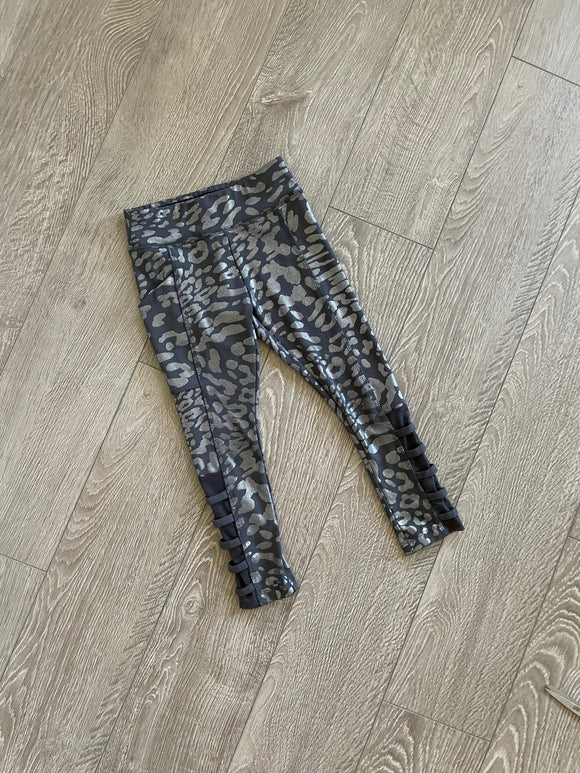 Justice Silver Grey Zebra Side Mesh Pocket Capri Leggings Child